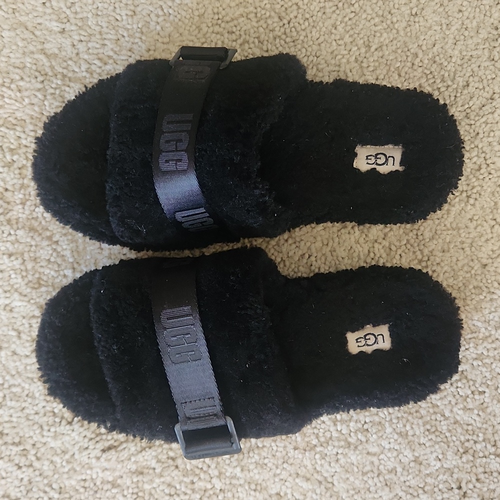 Ugg slides